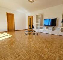 Teilmöblierte 2,5-Zimmer-Wohnung mit EBK und Balkon unweit der Uniklinik. Frei ab sofort. - Regensburg Ganghofersiedlung