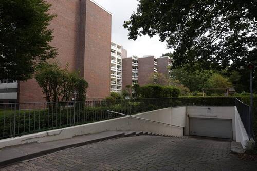 Foto - Tiefgaragenstellplatz in Hamburg Poppenbüttel zu vermieten!