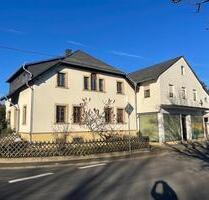 Zwei Einfamilienhaus mit große Lokal und Zwei Betongarage - Kirn