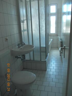 Foto - Sanierte 4 Raum-Wohnung mit Badewanne u. Dusche, Gäste-WC
