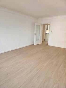 Foto - Helle,ruhige 3 Zimmerwohnung - 1.190,00&nbsp;EUR Kaltmiete, ca.&nbsp; 80,00&nbsp;m&sup2;