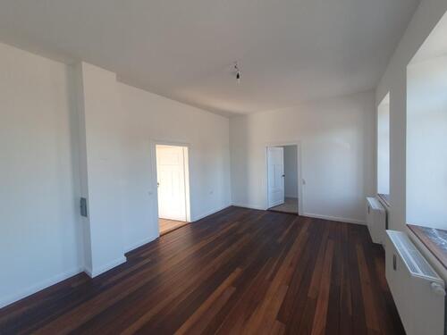 Foto - sanierte Altbauwohnung - 890,00&nbsp;EUR Kaltmiete, ca.&nbsp; 120,00&nbsp;m&sup2;