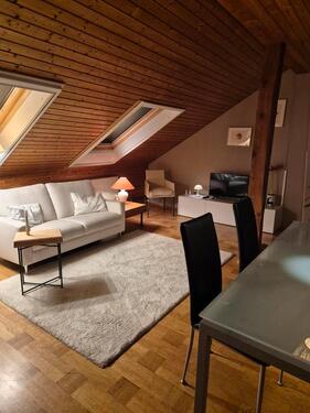 Foto - Vollmöblierte DG-Wohnung zur Zwischen- oder Langzeitmiete