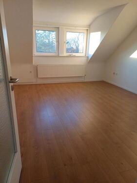 Foto - Schöne 2 Zimmer Wohnung - Badewanne vorhanden