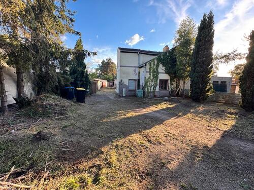 Foto - Renovierungsbedürftiges Haus mit Grundstück in Pouch 1392m2