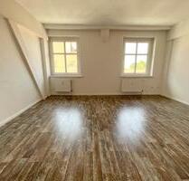 6 Zimmer Wohnung, 2 Bäder, Wohnküche, Uni nah, WG-tauglich, ruhig - Halle (Saale)