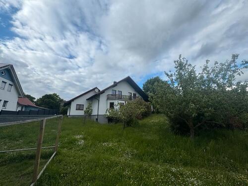 Foto - Haus zu vermieten - 2.500,00&nbsp;EUR Kaltmiete, ca.&nbsp; 200,00&nbsp;m&sup2;