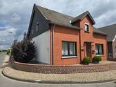 Foto - Freistehendes Einfamilienhaus mit wunderschönem Garten