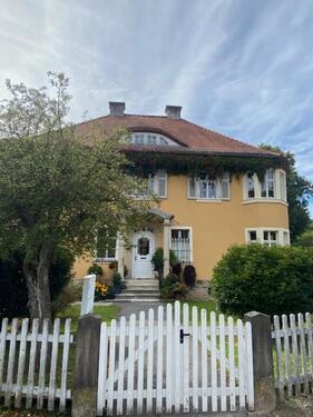 Foto - Geräumige 3-Raum-Wohnung mit Garten