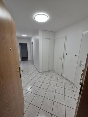 Foto - Schöne 4-Zimmer Wohnung in ruhiger Lage