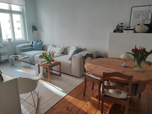 Foto - ✨Zentrale, helle 2-Zi Altbau-Wohnung AB MAI zu vermieten ✨