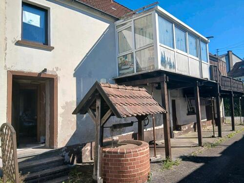 Foto - Stark renovierungsbedürftiges EFH - Projekt für Macher!
