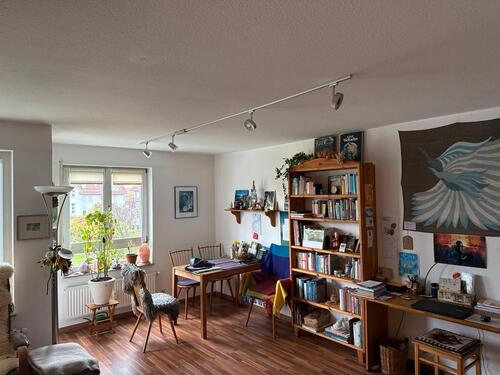 Foto - Gepflegte 2-Zimmer-Wohnung mit Balkon & TG-Stellplatz in Tübingen