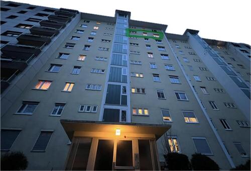 Foto - VON PRIVAT! 3,5-Zimmer-Wohnung mit Aufzug, Balkon und Garage