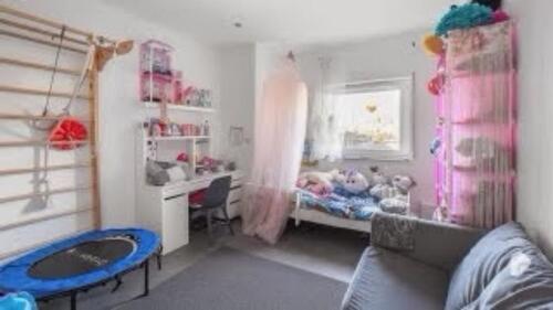 Foto - Charmantes WG-Zimmer in gepflegter 6-Zimmer-Wohnung