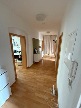 Foto - Wohnung zu Vermieten 3 Zimmer 99086