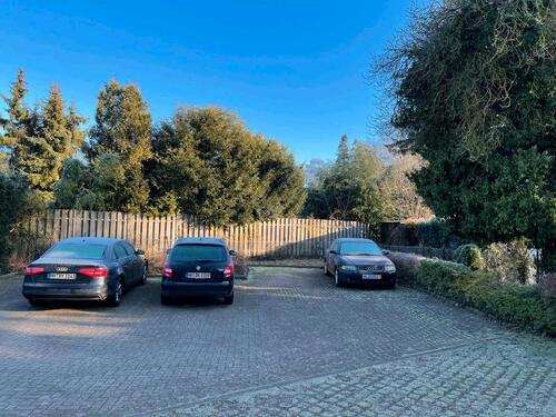 Foto - Stellplatz PKW Friedrich-Ebert-Str