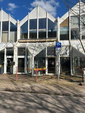 Foto - Geschäftshaus zu vermieten - 750,00 EUR Kaltmiete,