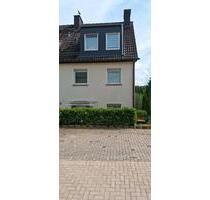 Reiheneckhaus mit großem Südbalkon und 3 Stellplätzen - Lüdenscheid Staberg
