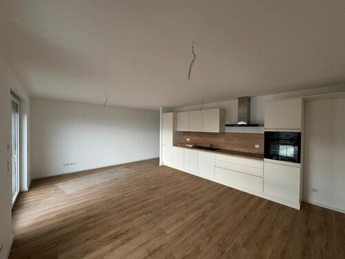 Foto - Neuwertige 1.OG-Wohnung mit Balkon