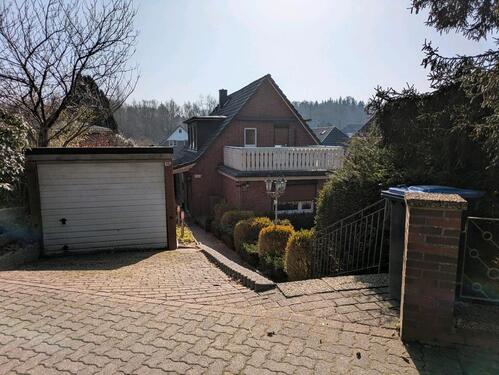 Foto - Haus mit großem Garten zur befristeten Miete