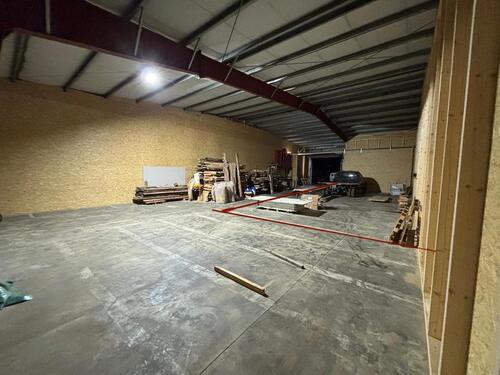 Foto - Abgetrennte Lagerhalle zu vermieten 90m2