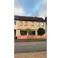 Charmantes Sanierungsobjekt mit Gewerbeeinheit in Helbra