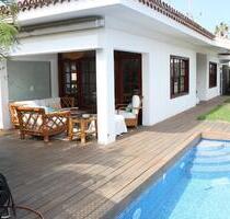 Elegantes Chalet mit privatem Pool in Top-Lage - Berlin Mitte