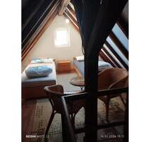 Eine Großzimmerwohnung im Dach zu vermieten - Stuttgart Feuerbach