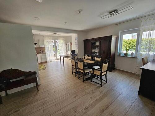 Foto - 8 Zimmer Mehrfamilienhaus, Wohnhaus zum Kaufen in Poppenricht