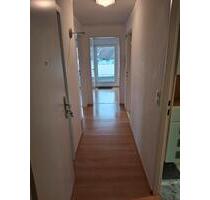 Dachgeschoss Wohnung - 1.000,00&nbsp;EUR Kaltmiete, ca.&nbsp; 65,00&nbsp;m&sup2; in Maintal (PLZ: 63477)