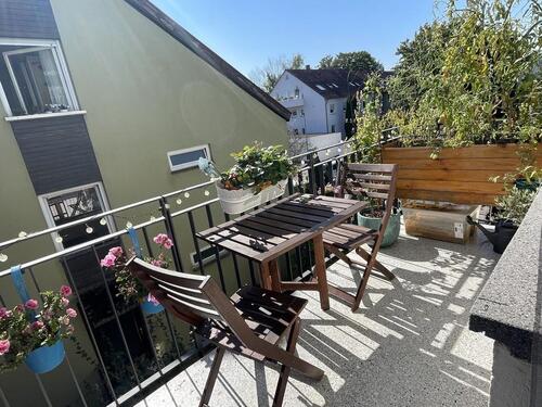 Foto - Helle 2-Zimmer Dachgeschosswohnung mit Balkon in Ditzingen