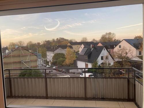 Foto - 81m² 3,5 Zimmer zentral uns sonnige Wohnung, ab sofort