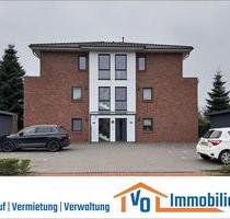 Altengerecht wohnen: Neuwertige Etagenwohnung mit Aufzug & Balkon in zentraler Lage von Wiesmoor