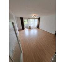 Von PRIVAT: Top Lage! Helle 3,5 Zimmer Wohnung in Walldorf - Mörfelden-Walldorf