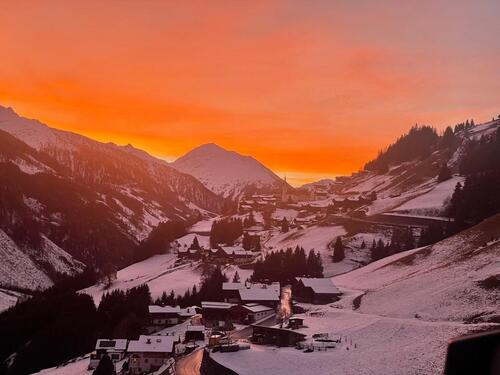Foto - Ferien-Appartement mit 2 Schlafzimmern und 2 Bädern in Osttirol