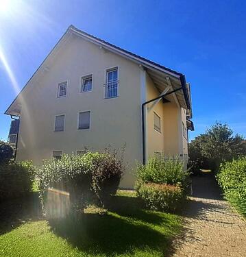 Foto - Wohlfühlwohnung - ohne Makler – Stellplatz–Balkon-EBK-Invest