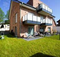 3-Zimmer-Erdgeschosswohnung mit Gartenanteil in Schloß NeuhausMastbruch, erst wenige Jahre alt - Paderborn 3-Zimmer-Erdgeschosswohnung mit Gartenanteil in Schloß NeuhausMastbruch, erst wenige Jahre alt - Paderborn