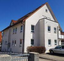 Schöne 2,5 Zimmer DG-Wohnung mit Blick auf den Rosenstein - Heubach