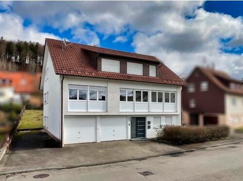 Foto - Großzügige helle 3-Zimmer Wohnung mit Einbauküche