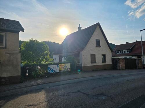 Foto - Haus zu verkaufen - 180.000,00&nbsp;EUR Kaufpreis, ca.&nbsp; 80,00&nbsp;m&sup2;