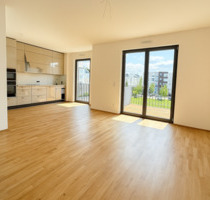 Erstbezug!2-Raumwohung inklusive Einbauküche, Balkon & Stellplatz - Berlin Steglitz-Zehlendorf