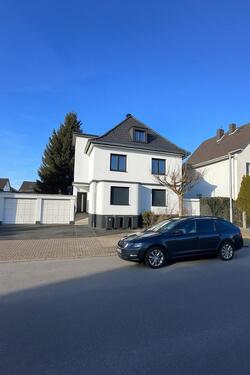 Foto - Kernsanierte 3-Zimmer-Wohnung mit 40 m² Terrasse. Kein Makler!!