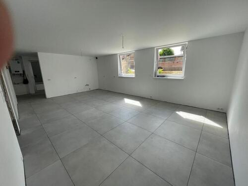 Foto - 4 Zimmer ab sofort - 900,00 EUR Kaltmiete, ca.  80,00 m²