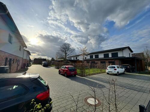 Foto - Zur Vermietung: Neubau DHH m. Garten EBK Carport Verden-Eitze