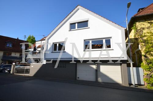 Foto - Geräumiges Einfamilienhaus mit Einbauküche und Garten in Waldems - Haustiere willkommen