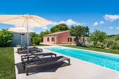 Foto - Sizilien-Villa, 4 Schlafz., 3x Bad, Pool, Garten, 300m zum Meer