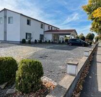 Wohnhaus 2 x Wohnungen mit Gewerbefläche Grundstück 2343m² - Northeim