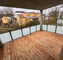 Freundliche 3-Zimmer-Wohnung mit großem Balkon inkl. Einbauküche, Tiefgarage und Außenstellplatz (Whg 08) - Reischach