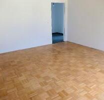 2024 renovierte 2 Zimmer Whg. in ruhiger Lage! Eine Einbauküche könnte optional eingebaut werden! - Hameln Kernstadt